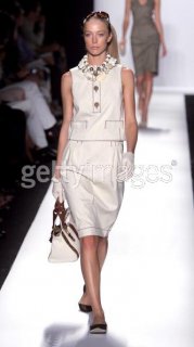 Oscar de la Renta SS 2006 28.jpg