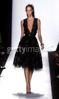 Oscar de la Renta SS 2006 40.jpg