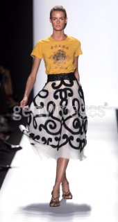 Oscar de la Renta SS 2006 43.jpg