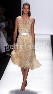 Oscar de la Renta SS 2006 50.jpg