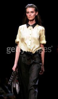 Betty Jackson SS 200610.jpeg