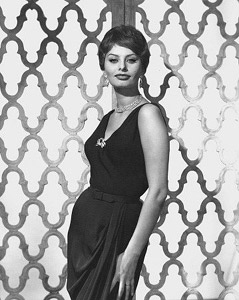 lors56 (sophialoren.com).jpg