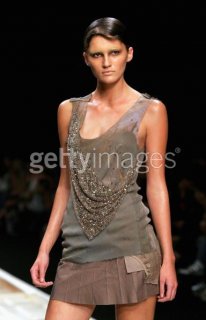 00s UK製 Pieces by Robert Cary Williams Robert Cary-Williams S/S 06 London | the Fashion Spot