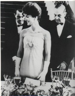 jackiekennedy-whitegloves01.jpg