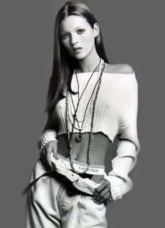 kate_moss_13 (funmunch.com).jpg