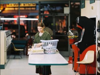 2005_shopgirl_003.jpg