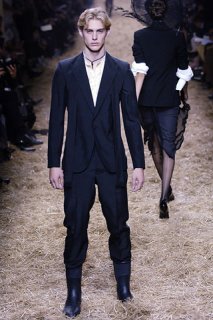 gaultiermensblack.jpg