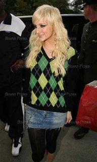 ashleesimpson051006044xm.jpg