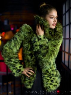neiman-fall05-green-01.jpg