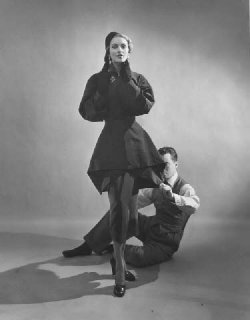 Charles James with a model.jpg
