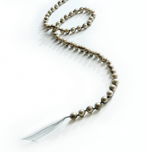 Lanvin_SS_2004_mesh_covered_pearls_at_Barneys_Jewelry_department_in_end_of_april_212_826_8900.jpg