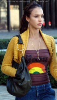 normal_Jessica-Alba.com-Afternoon_With_Cash_October4_2005.lq13.jpg