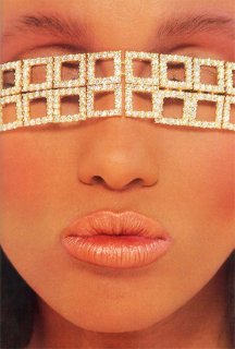 vogue_deutsch_july_1982_watson_2.jpg
