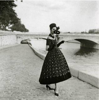 maywald 1958 robe du soir de st-laurent pour dior fb.jpg