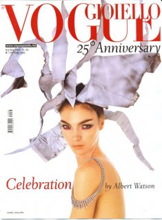 mariacarla_voguegioiello_sep-oct05_01.jpg