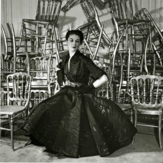 maywald 1948 dior après un défilé fb.jpg
