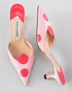 manolo_pink_dotted_mule.jpg