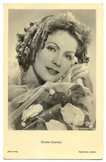 ActressGarboWFlowersNLace.jpg