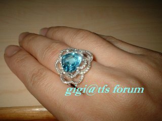 Blue Topaz heart2.JPG