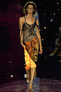 100075389 Julien Macdonald S 2003.jpg