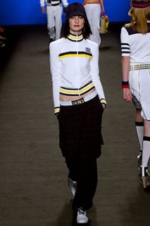 100079430 Anna Sui S 2003.jpg