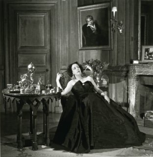 maywald 1949 marie laure de noailles robe fath fb.jpg