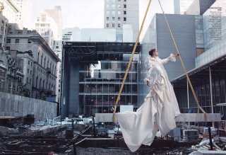 vogue us november 2004 natalia vodianova.jpg