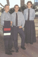 senior_uni01.gif