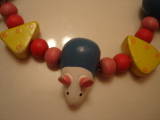 th_Mousenecklace004.jpg