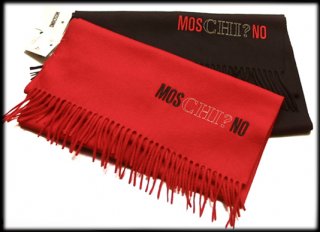 moschinoscarf.jpg