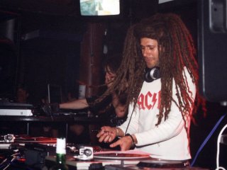 23_Freq.jpg