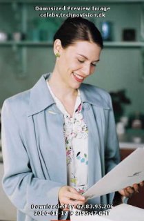 downsized_Claire Danes @ Shopgirl promo stills - shop8_1137400476.jpg