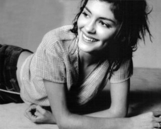 audrey_tautou_bw_laugh.jpg