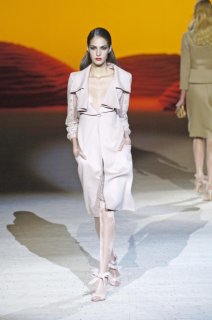 emina_runway_valentino.jpg