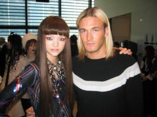 2005%2F01%2F432%2Fbradchanel2-12.jpg