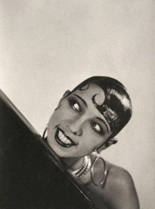 Josephine Baker 1929 (keithdelellisgallery.com).jpg