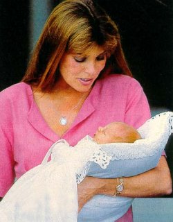caroline1987c.jpg