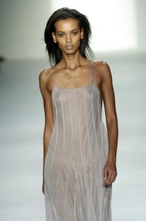 liya-calvinklein-f04-2.jpg
