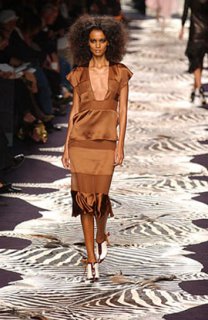 liya-yvessaintlaurent04-sdf2.jpg