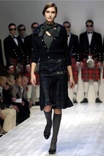 moschino7.jpg