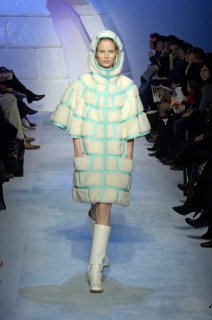 TSUMORI CHISATO02.JPG