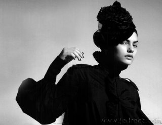 vogue-germ-0905-rosen-01.jpg