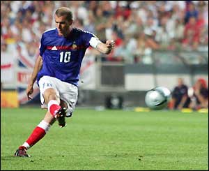 _40268353_zidane300x245.jpg