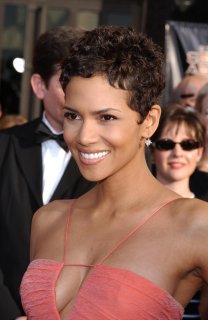 Halle_Berry3_HQsaga2k3.jpg