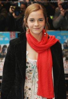 EmmaWatson_ValiantPremiere20050302.jpg