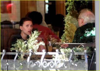 scarlett-johansson-nose-ring02.jpg