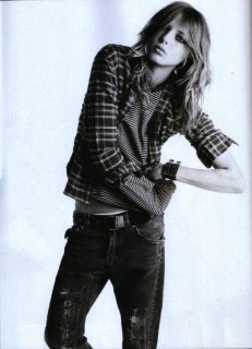 Vogue Paris Aug 05' 1.JPG