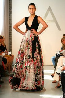 alex perry ss06-7a.jpg