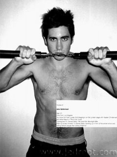 gyllenhaal-j-arena-awtr03-02.jpg