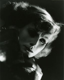 Garbo by Bull 1931 (pop-arts.com) (SL).jpg